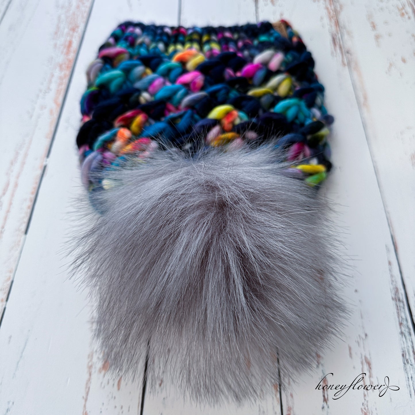 Crush beanie with pom | navy brights | 100% merino wool